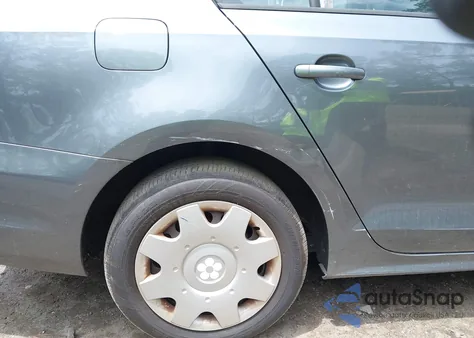 2014 Volkswagen Jetta 1.8T Se z USA, uszkodzony, nr VIN 3VWD07AJ0EM236487